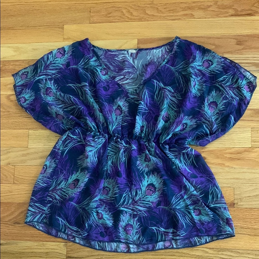 Ali & Kris Purple, Navy Blue, Light Green Peacock Feather Print Top. Medium.